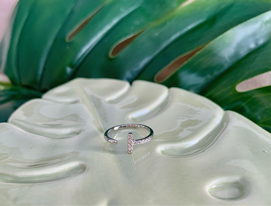 Silberring in T-Design